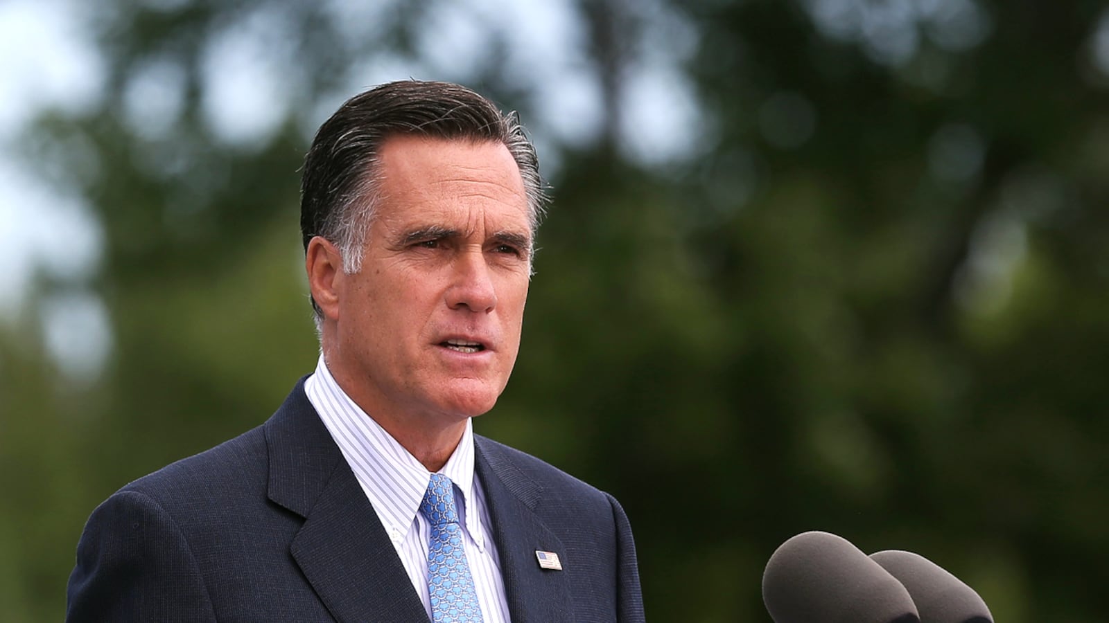 articles/2012/07/29/did-mitt-romney-help-lake-michigan-s-polluters/romney-monsanto-barrett_mnhxqh