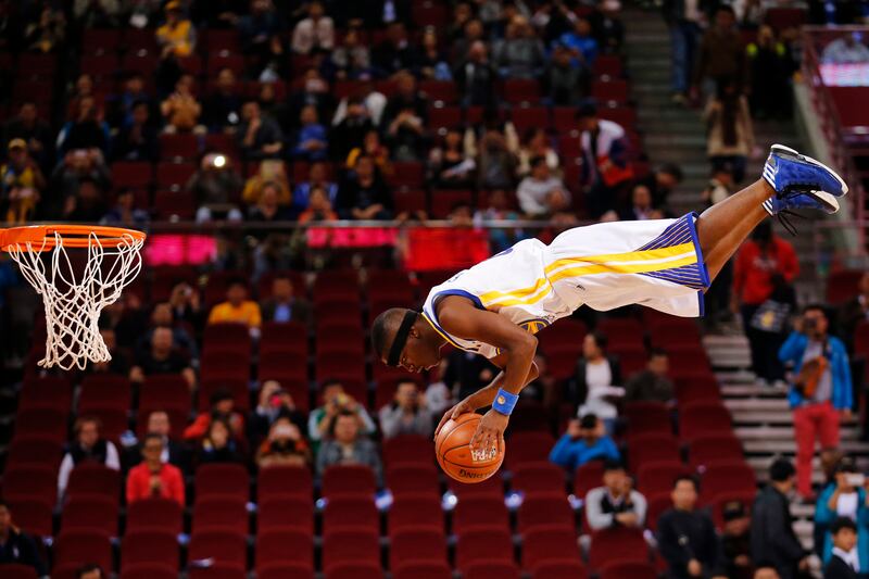 galleries/2013/10/19/the-week-in-photos-october-18-2013/131016-basketball-wip_jtnusp