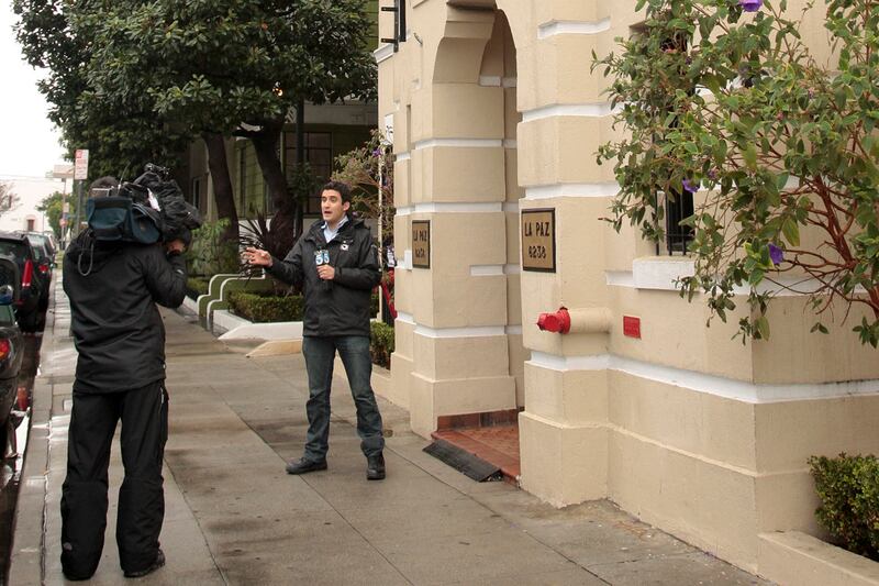 articles/2012/08/03/hollywood-hills-severed-head-case-looks-at-victim-s-ex/severed-head-update-pelisek-article_x85kcd