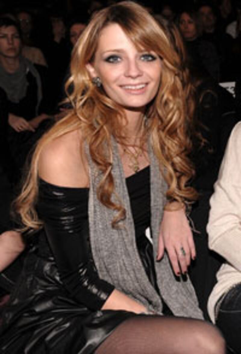 articles/2009/02/16/kanyes-with-the-band/espinosa-mischa_r7ji8s