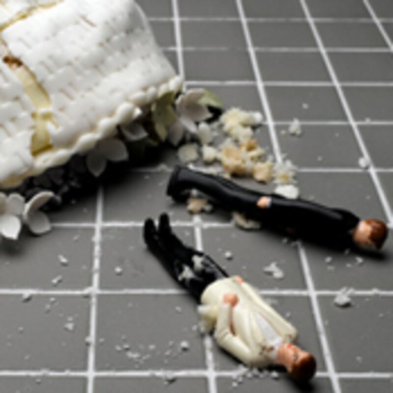 articles/2009/04/17/gay-married-and-trapped/murphy-gay-divorce_22776_n9jwtp