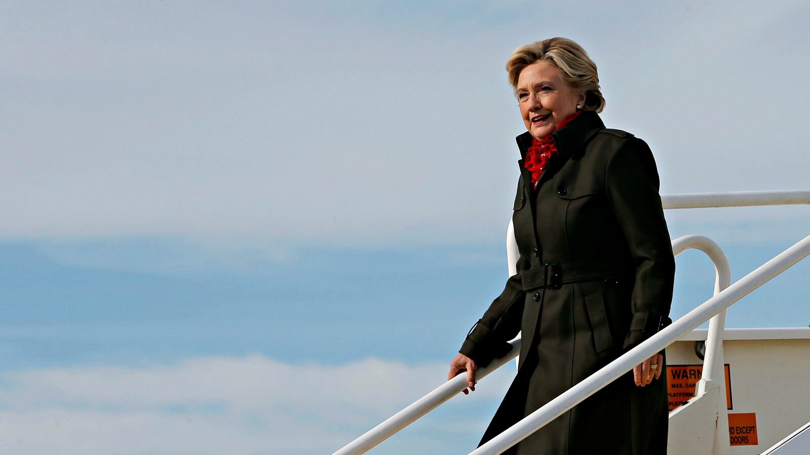 cheats/2016/10/31/hillary-clinton-on-fbi-probe-there-is-no-case-here/161031-hillary-clinton-comey-cheat_qnn1vo