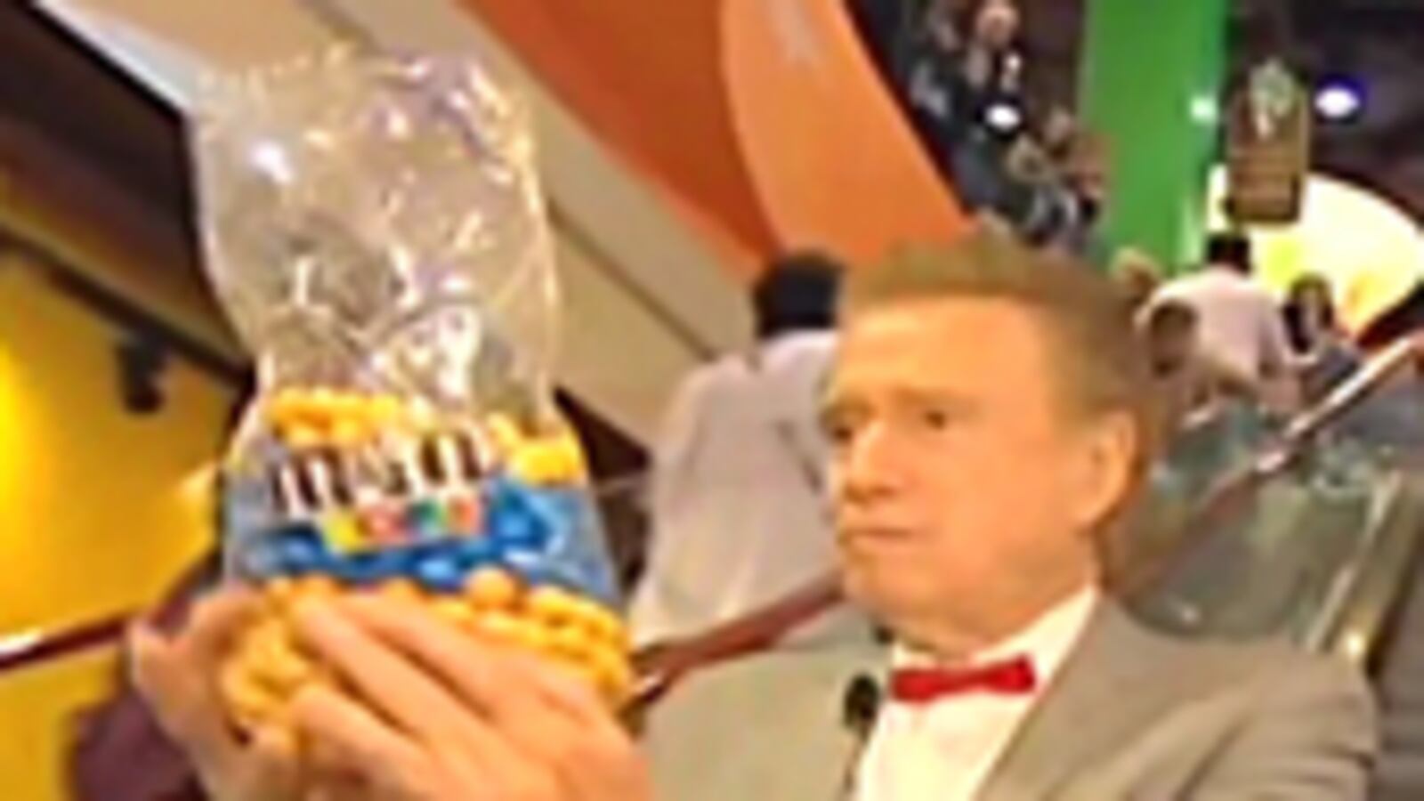 articles/2011/01/18/regis-philbin-retiring-nicki-minaj-kathie-lee-gifford-kelly-ripa-best-moments/video-regis-philbin_153809_wwqd2j