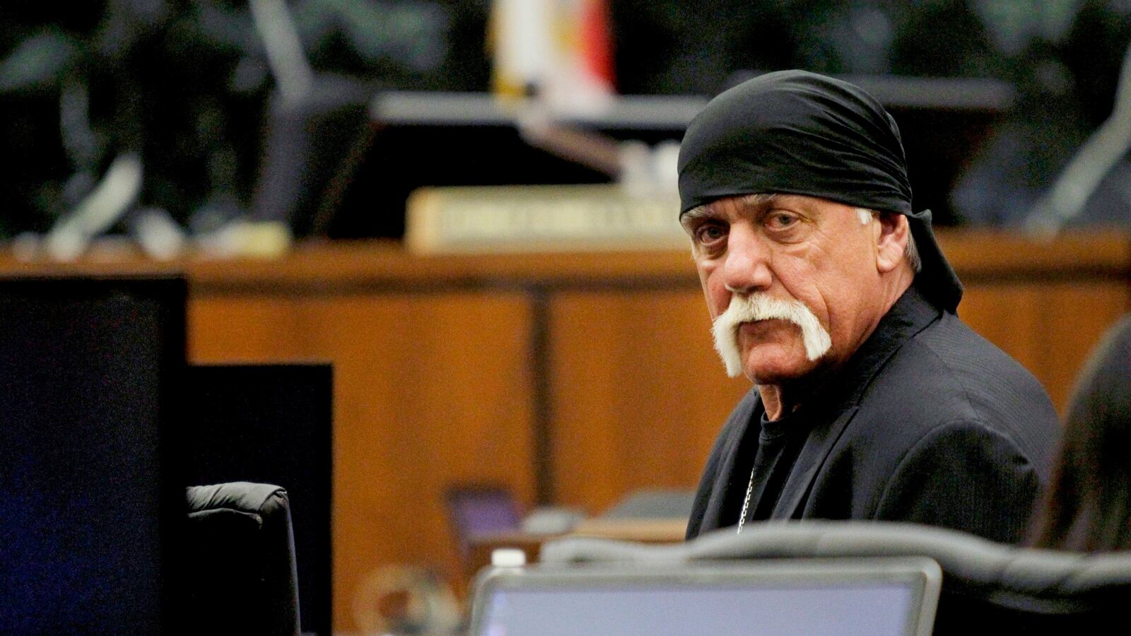 cheats/2016/03/21/jury-gawker-owes-hogan-m-in-punitive-damages/160321-hulk-hogan-damages-cheat_quodfa