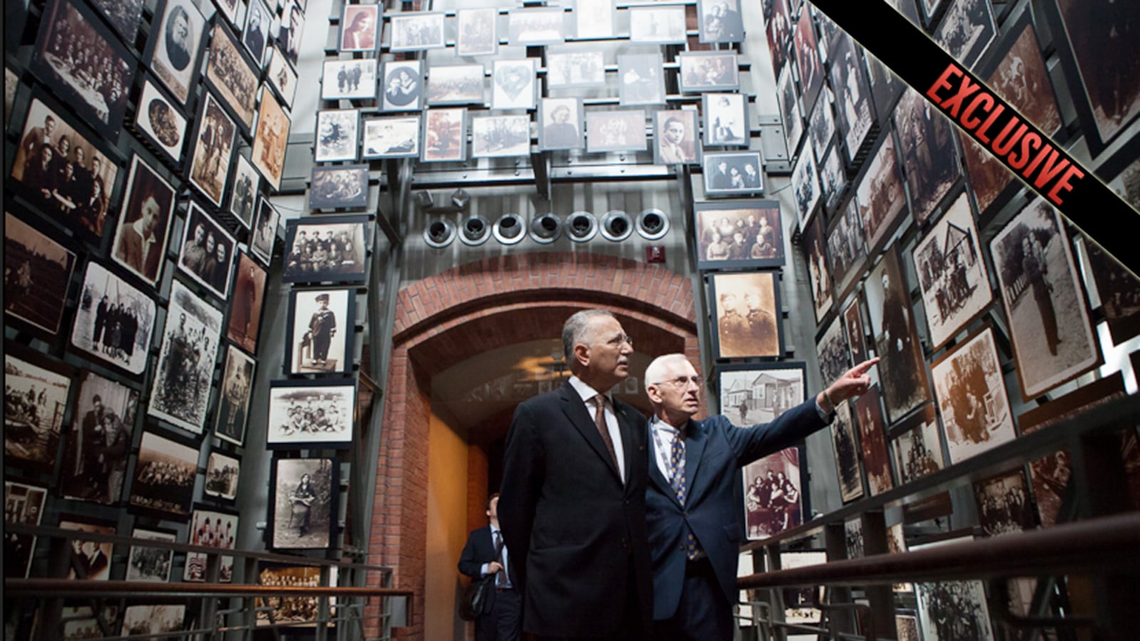 articles/2013/06/04/exclusive-top-islamic-leader-calls-for-no-fly-zone-in-syria/130603-no-fly-zone-rogin-tease_ftgkfv