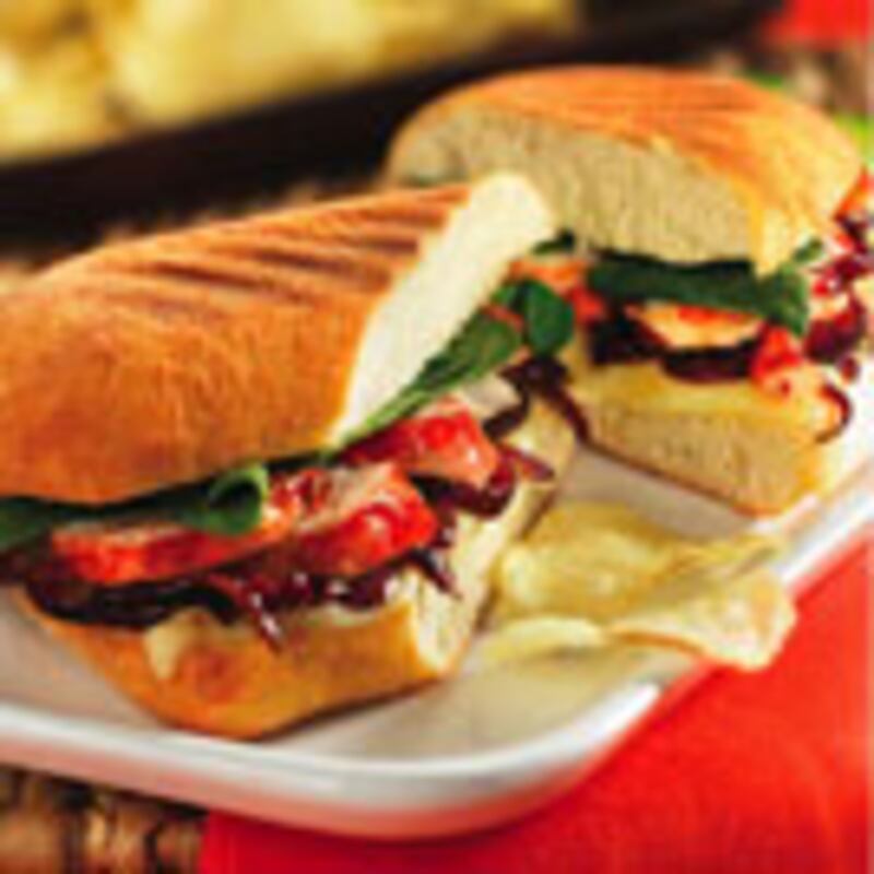 articles/2009/07/21/the-lobster-market-crash-of-2009/ultimate-vs-budget---lobster-fontina-panini-1_ot0ea9