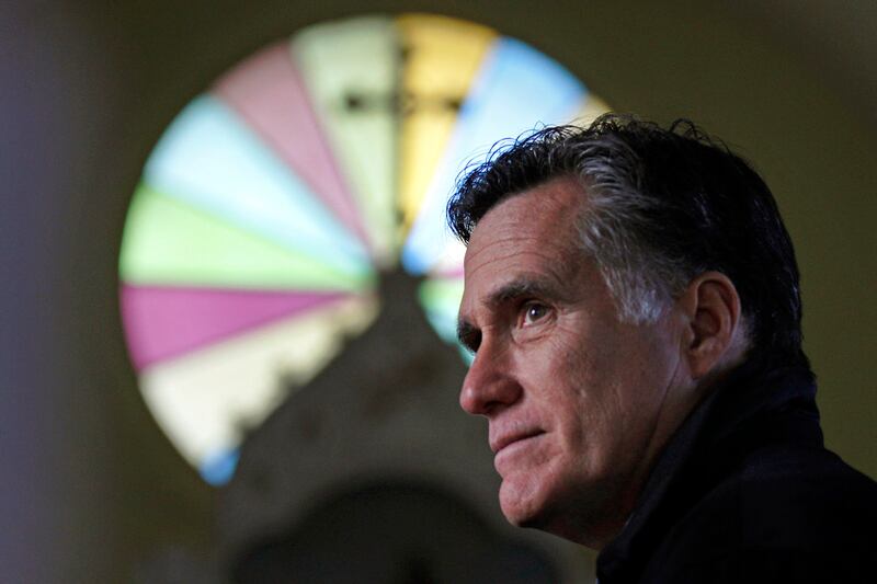 articles/2012/01/02/romney-can-lose-iowa-and-remain-gop-favorite/iowa-campaign-romney-beinart_lm2ahb