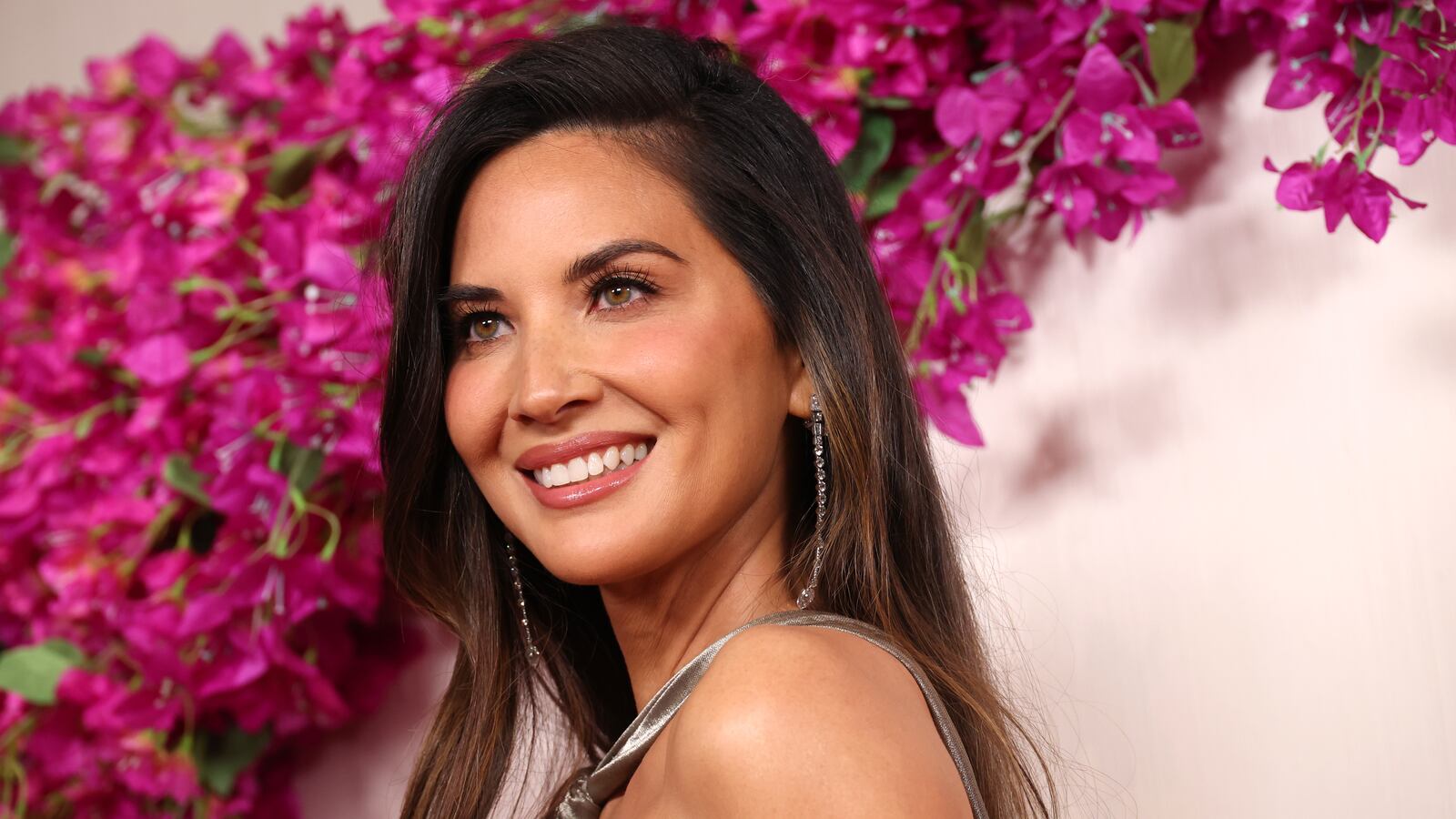 Olivia Munn attends the 96th Annual Academy Awards on March 10, 2024 in Hollywood, California.