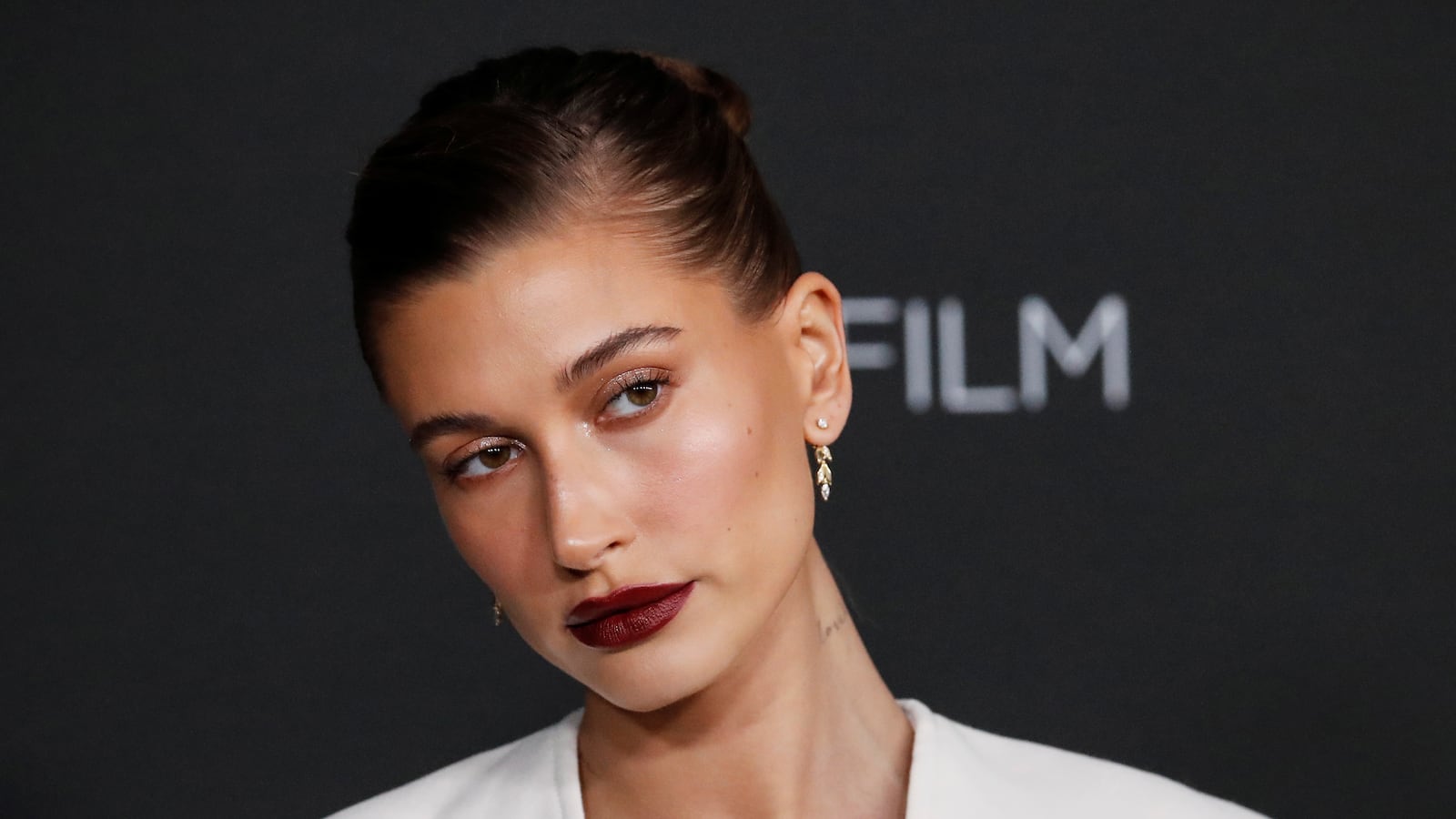 hailey_bieber_lhbiam