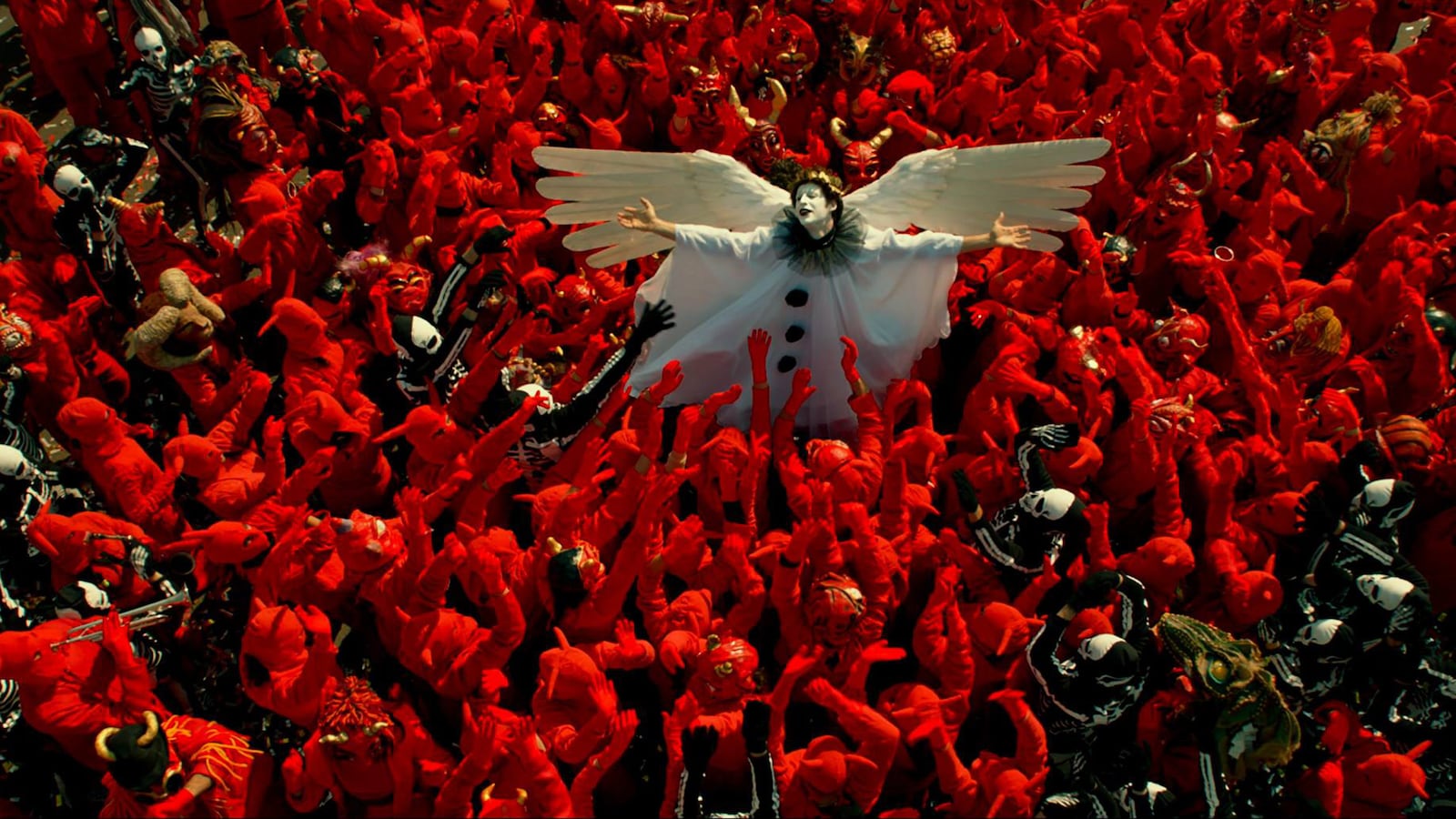 170717-michaelson-Alejandro-Jodorowsky-tease_wy5vyc