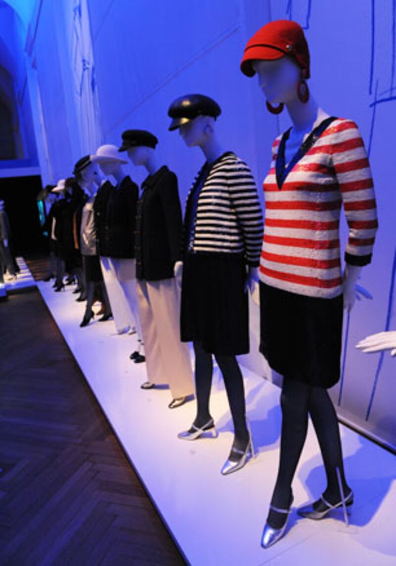 galleries/2010/03/24/yves-saint-laurent/murphy-ysl---14_lbl8ip