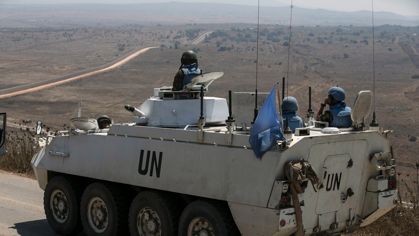 cheats/2014/09/11/un-peacekeepers-freed-in-syria/140911-syria-hostages-freed-cheat_amtuli