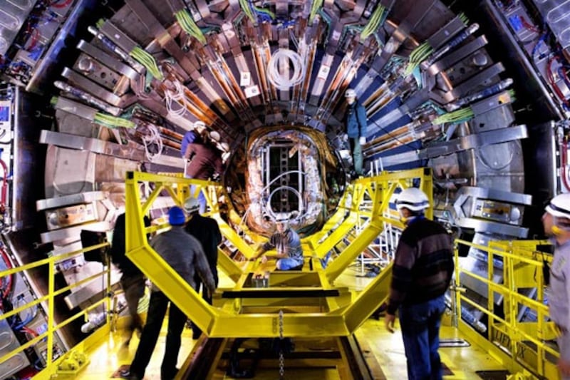 galleries/2011/12/26/scientific-advances-of-2011/scientific-advances-big-small-2011-gal-higgs_zc1gtf