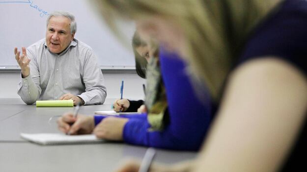 galleries/2011/04/27/20-most-useless-degrees/useless-degrees---journalism_tgwezk