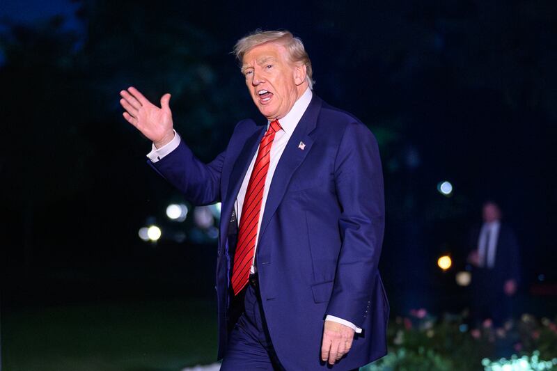 US President Donald Trump waves as he walks across the South Lawn upon return to the White House in Washington, DC on August 3, 2025 after spending the weekend at his Bedminster residence. (Photo by Mandel NGAN / AFP) (Photo by MANDEL NGAN/AFP via Getty Images)