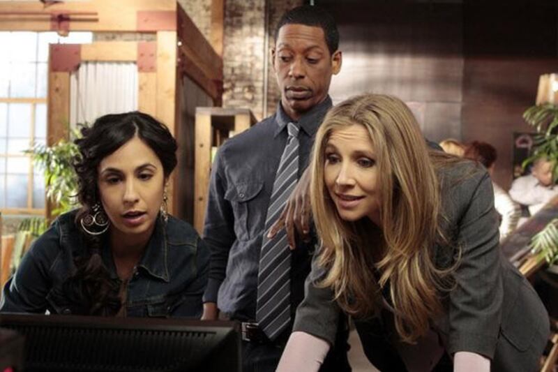 galleries/2012/05/09/tv-upfronts-2012-nbc-abc-cbs-fox-and-the-cw-announce-schedules/how-to-live-with-your-parents_axcew0