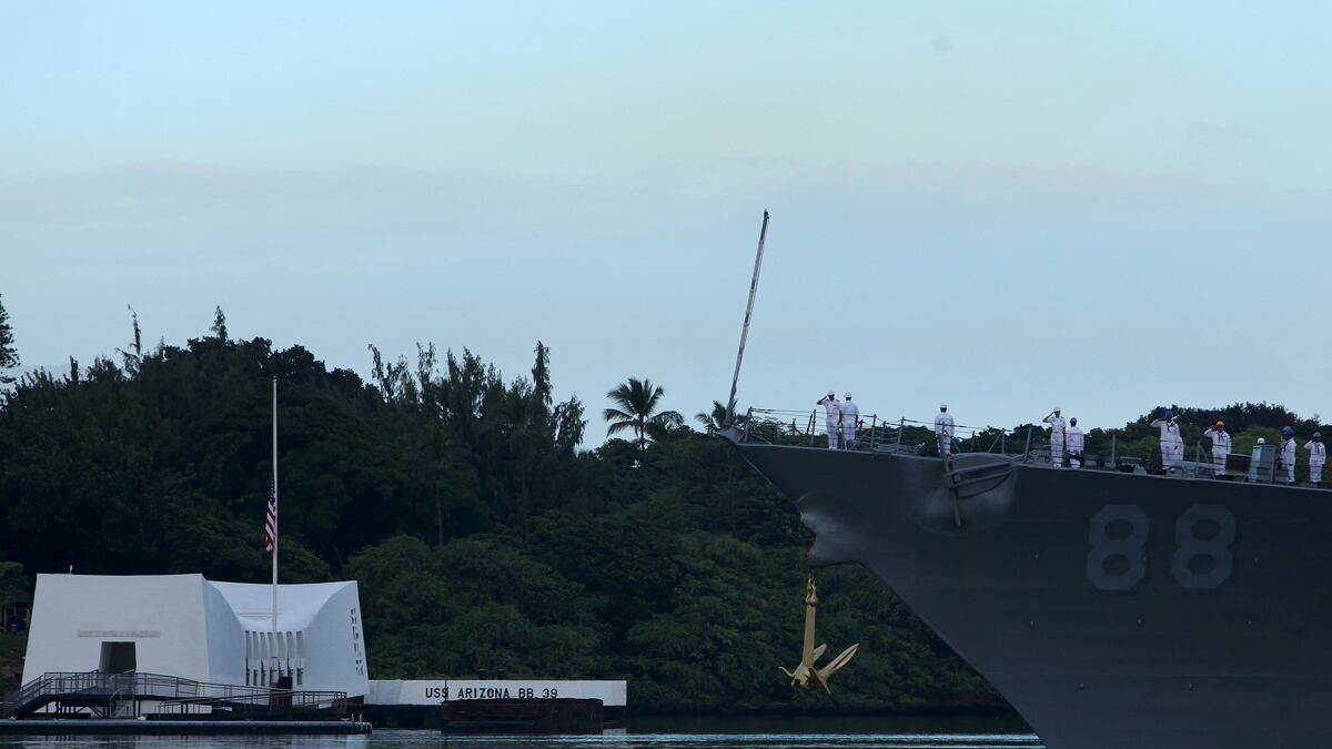 cheats/2016/11/29/pearl-harbor-victims-bodies-returned/161129-pearl-harbor-cheat_n0dzih