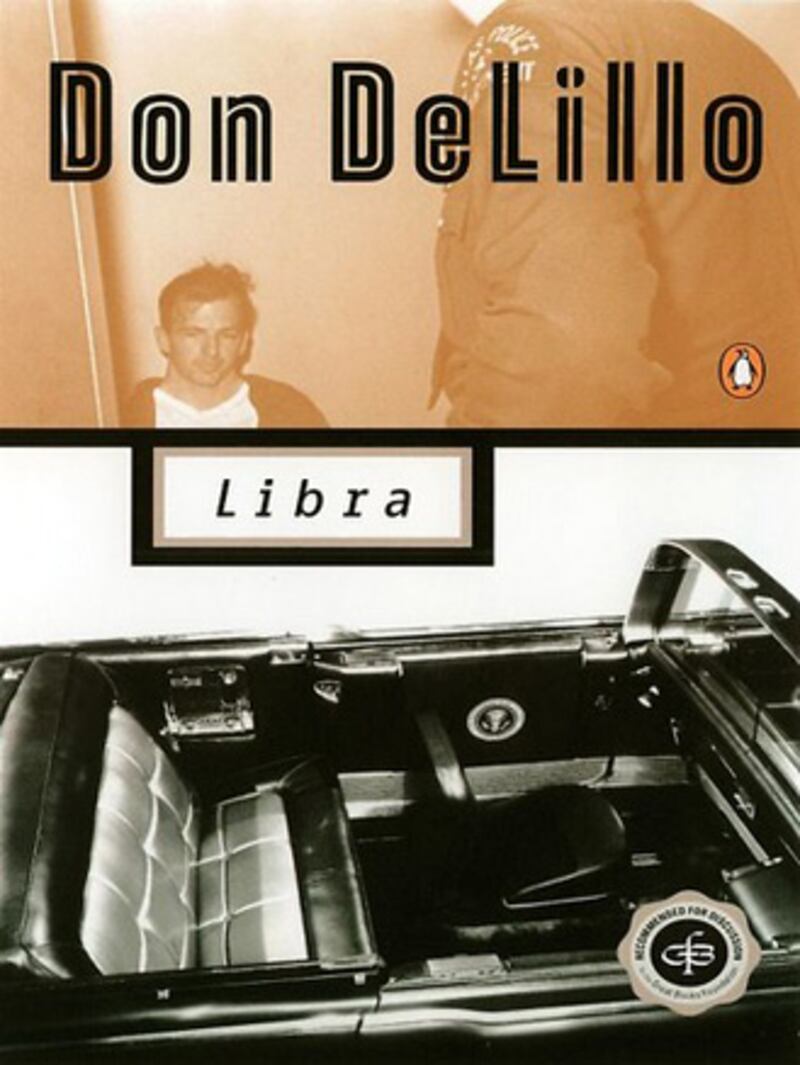 galleries/2009/09/21/james-ellroy-book-bag/ellroy-book-bag---libra_jinfnw