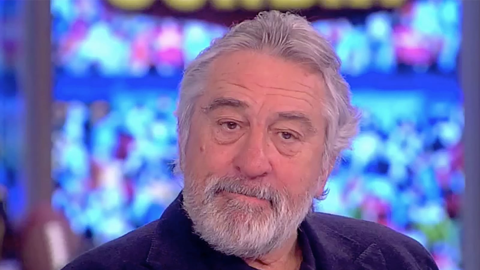 articles/2017/02/03/robert-de-niro-still-wants-to-punch-donald-trump-in-the-face/170203-wilstein-robert-de-niro-view-tease_qng7gp