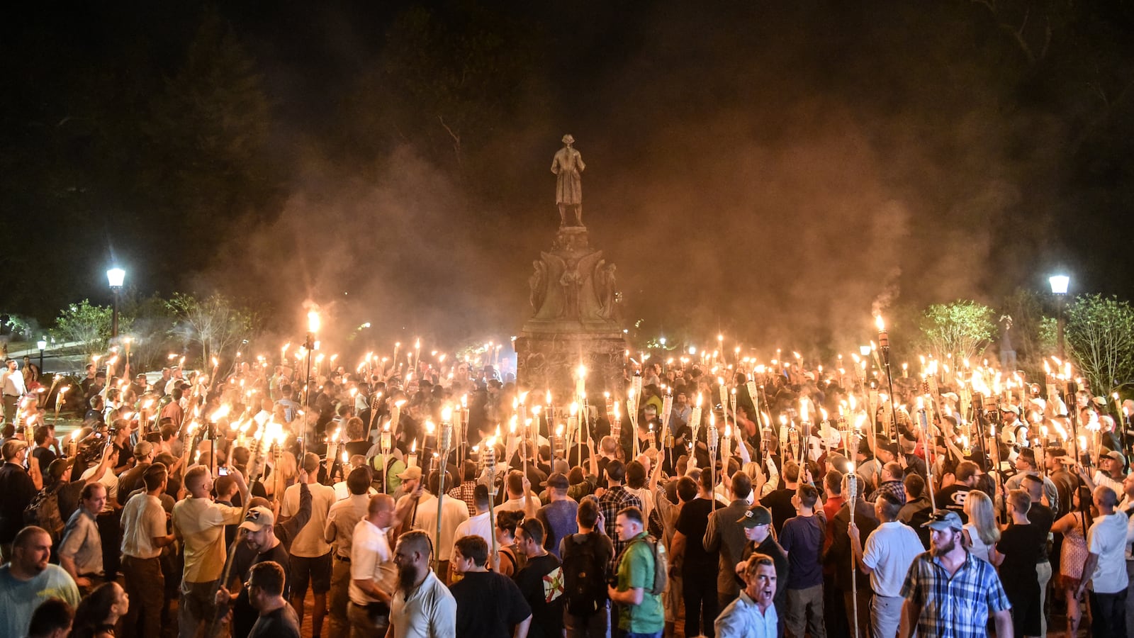 2018-08-07T190540Z_1841586281_RC12CB996CB0_RTRMADP_3_USA-PROTESTS_ewskrv