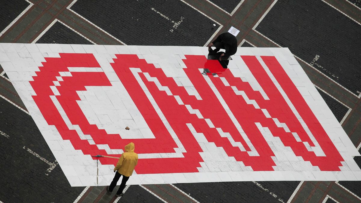 articles/2012/05/31/cnn-flubs-john-edwards-trial-missing-verdict-misreporting-outcome/cnn-blunder-fernandez-tease_xpwdqz