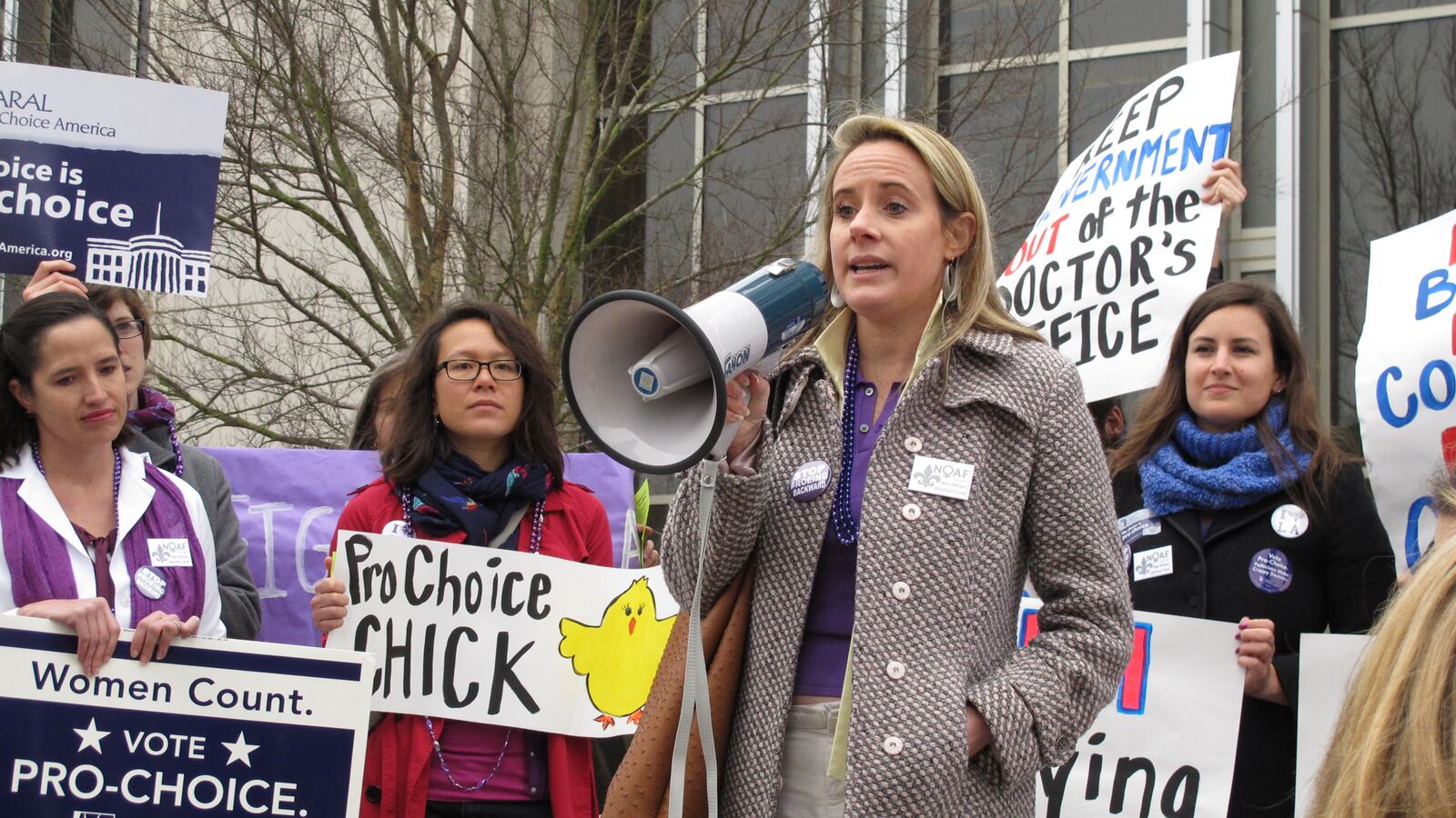 cheats/2014/05/22/louisiana-passes-abortion-limits/140722-abortion-cheat_ivtb5u