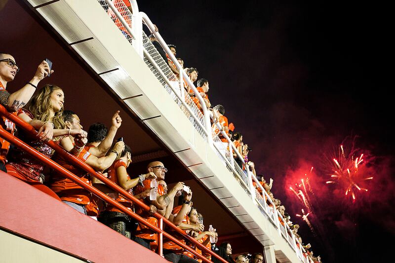 galleries/2012/02/21/carnivale-photos-brazil-celebrates-with-parade/carnival-brazil-01_z0isza