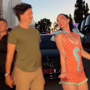 Katy Perry and Justin Trudeau dance to her latest song.