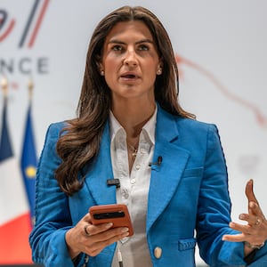 CNN journalist and television presenter Kaitlan Collins stands inside the press conference room before the press conference of Donald Trump President of the United States during the final day of the 2026 G7 Summit in EVIAN LES BAINS in HAUTE SAVOIE in FRANCE on June 17 2026.
La journaliste et presentatrice de CNN Kaitlan Collins se tient dans la salle de conference de presse avant la conference de presse de Donald Trump President des Etats Unis lors de la derniere journee du Sommet du G7 2026 a EVIAN LES BAINS en HAUTE SAVOIE en FRANCE le 17 juin 2026. (Photo by Marco Goncalves / Hans Lucas / AFP via Getty Images)