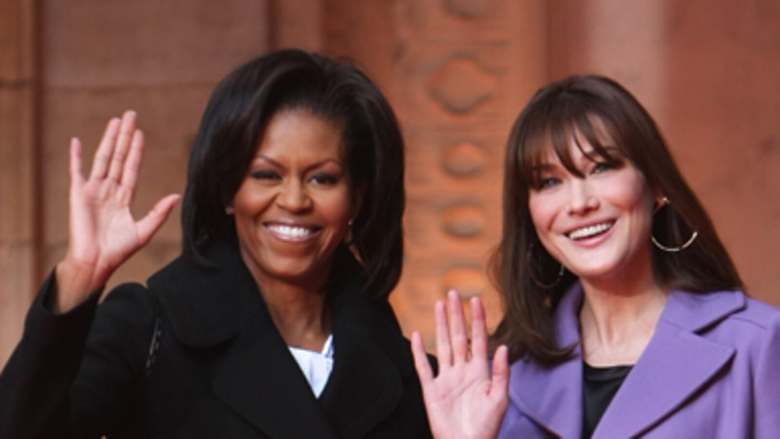 articles/2011/01/09/michelle-obama-and-carla-bruni-sarkozys-first-ladies-power-lunch/clift-michelle-carla_151815_goqrlf
