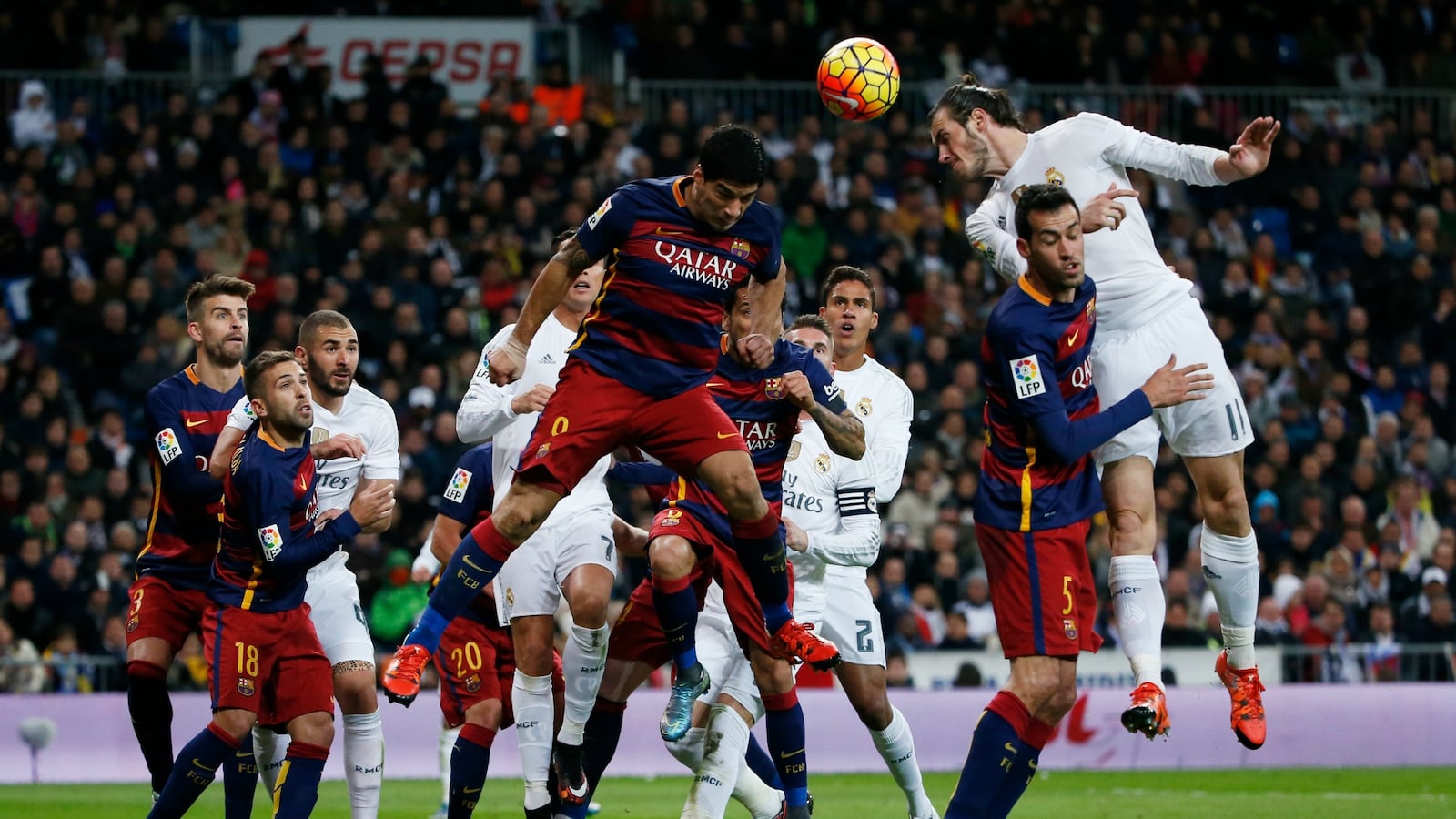 articles/2016/12/02/2016-el-clasico-real-madrid-v-barcelona-watch-live-stream-online/161201-warshaw-seo-soccer-clasico-tease_l9uokj