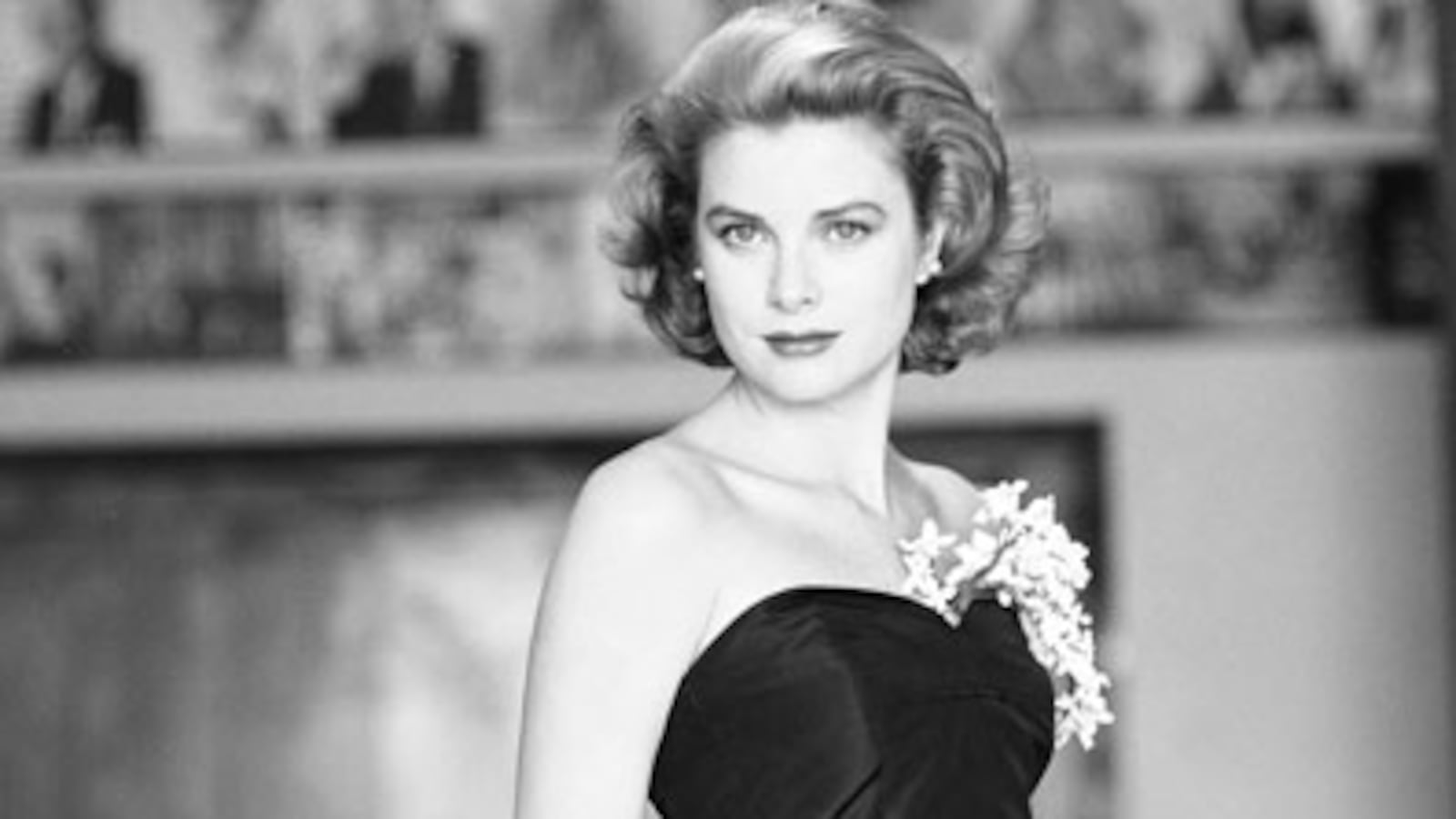 articles/2009/12/12/princess-graces-last-role/mcelwaine-grace-kelly_68856_rwlewg
