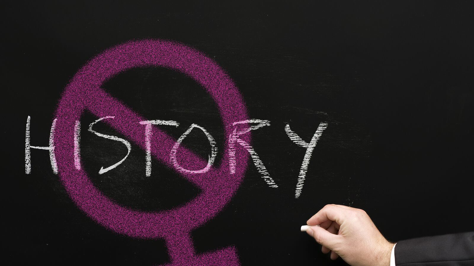 articles/2016/03/07/the-college-that-wants-to-ban-history/160306-soave-ban-history-tease_aa0inq