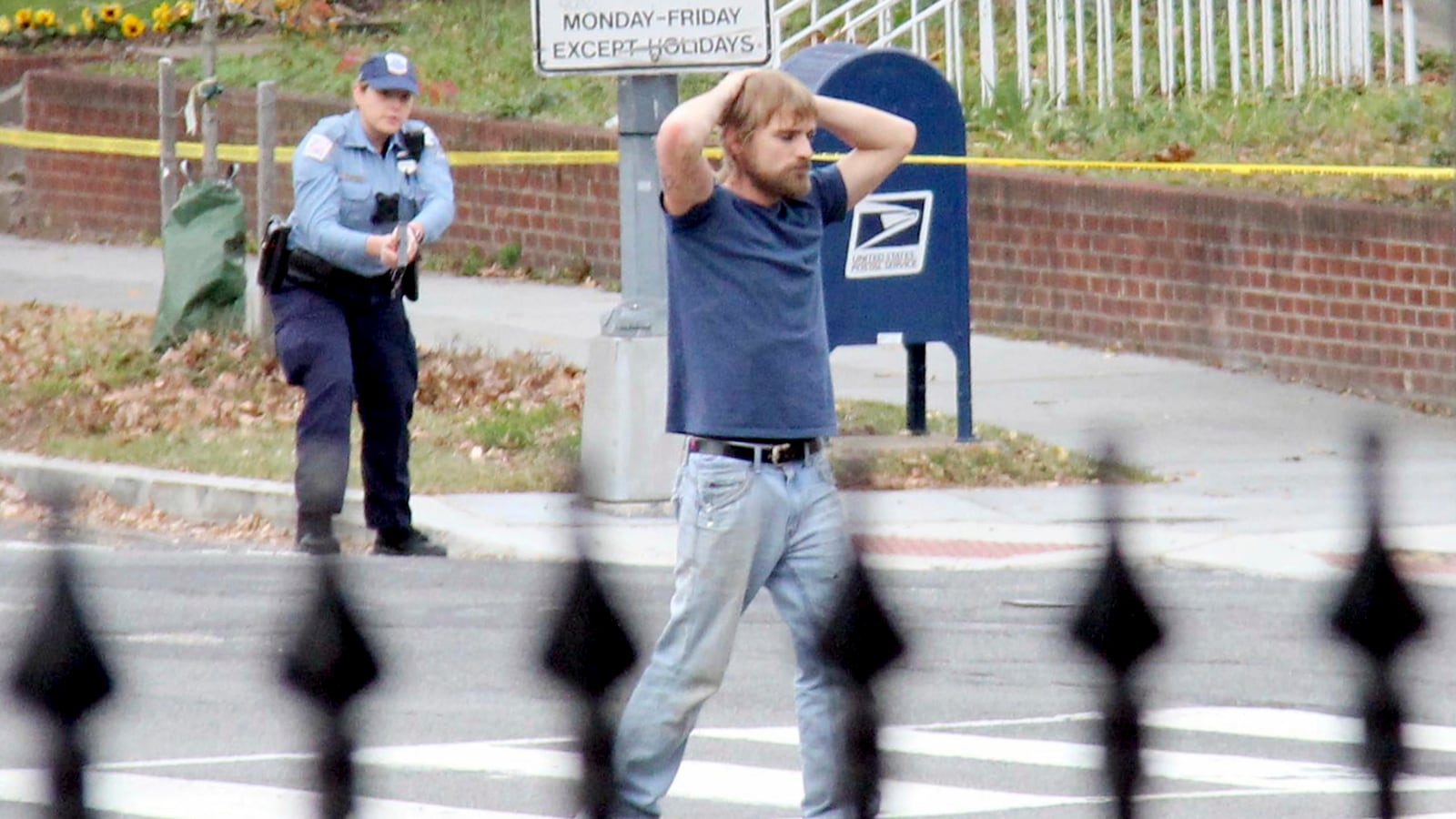 articles/2016/12/13/pizzagate-gunman-said-he-would-sacrifice-the-lives-of-a-few-for-the-lives-of-many/161213-resnick-pizza-gate-gunman-tease_zma1iz