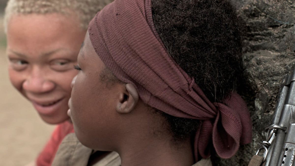 articles/2013/03/01/war-witch-filmmaker-kim-nguyen-on-africa-s-child-soldiers/130228-war-witch-trinh-tease_gevyda