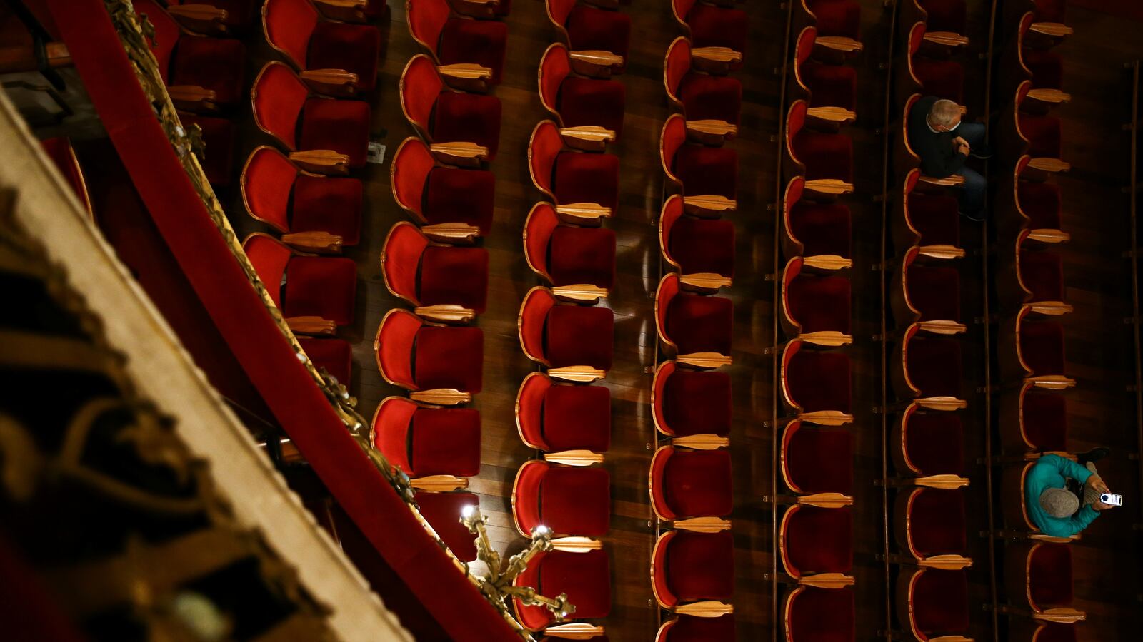 2021-11-11T000000Z_341749331_RC2ISQ9SXYHJ_RTRMADP_3_HEALTH-CORONAVIRUS-BRAZIL-OPERA_ghx4iv