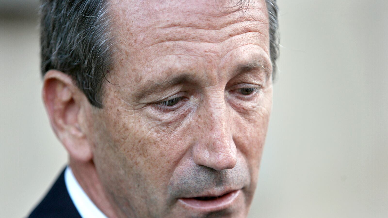 cheats/2013/04/16/sanford-s-ex-wife-claims-he-trespassed/130403-mark-sanford-scandal-survivor_nlctpd