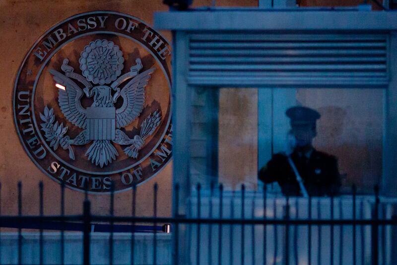 articles/2012/05/02/chen-guangcheng-in-limbo-as-china-warns-domestic-dissidents/hewitt-chen-guangcheng-embed_jgjso6