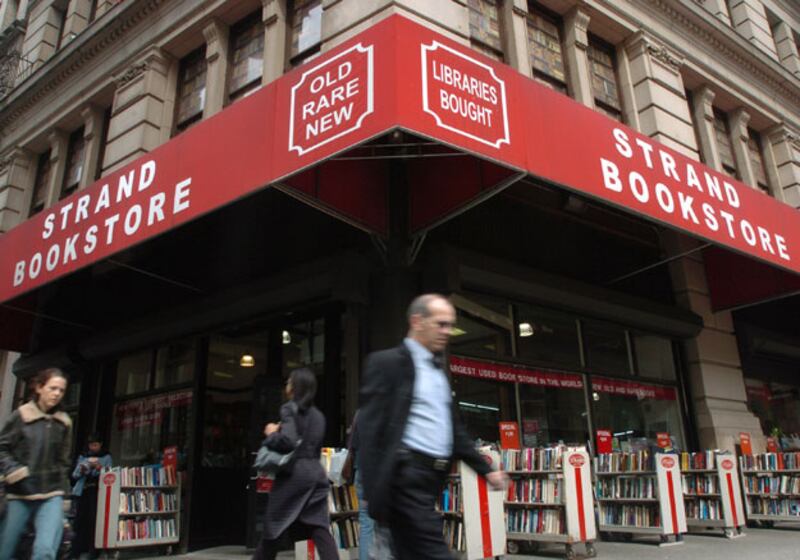 galleries/2010/02/22/america-reads/america-reads---new-york_gl07vy