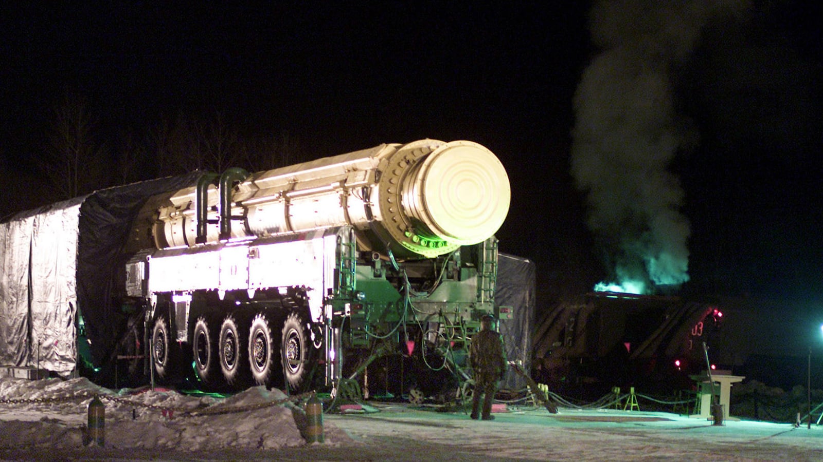 articles/2016/10/07/russia-s-nuclear-surge-putin-adding-nukes-while-obama-cuts/161006-axe-russia-nuclear-surge-tease_tmh59m