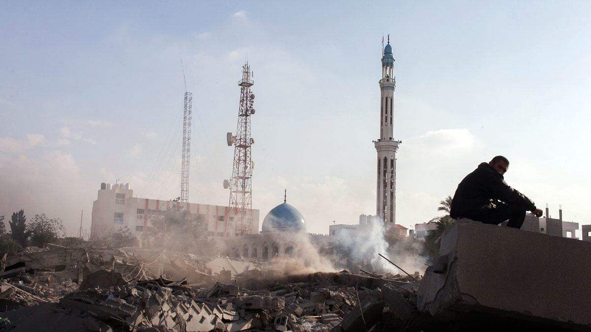 articles/2012/11/24/is-israel-immoral-to-retaliate-against-gaza/israel-moral-dilemma-rosenbaum_zo6ovp