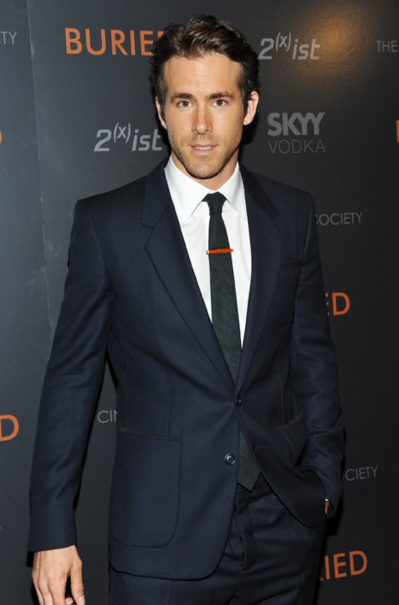 galleries/2010/09/16/fashion-wrap-day-8/fashion-wrap-day-8---ryan-reynolds_z0rxce