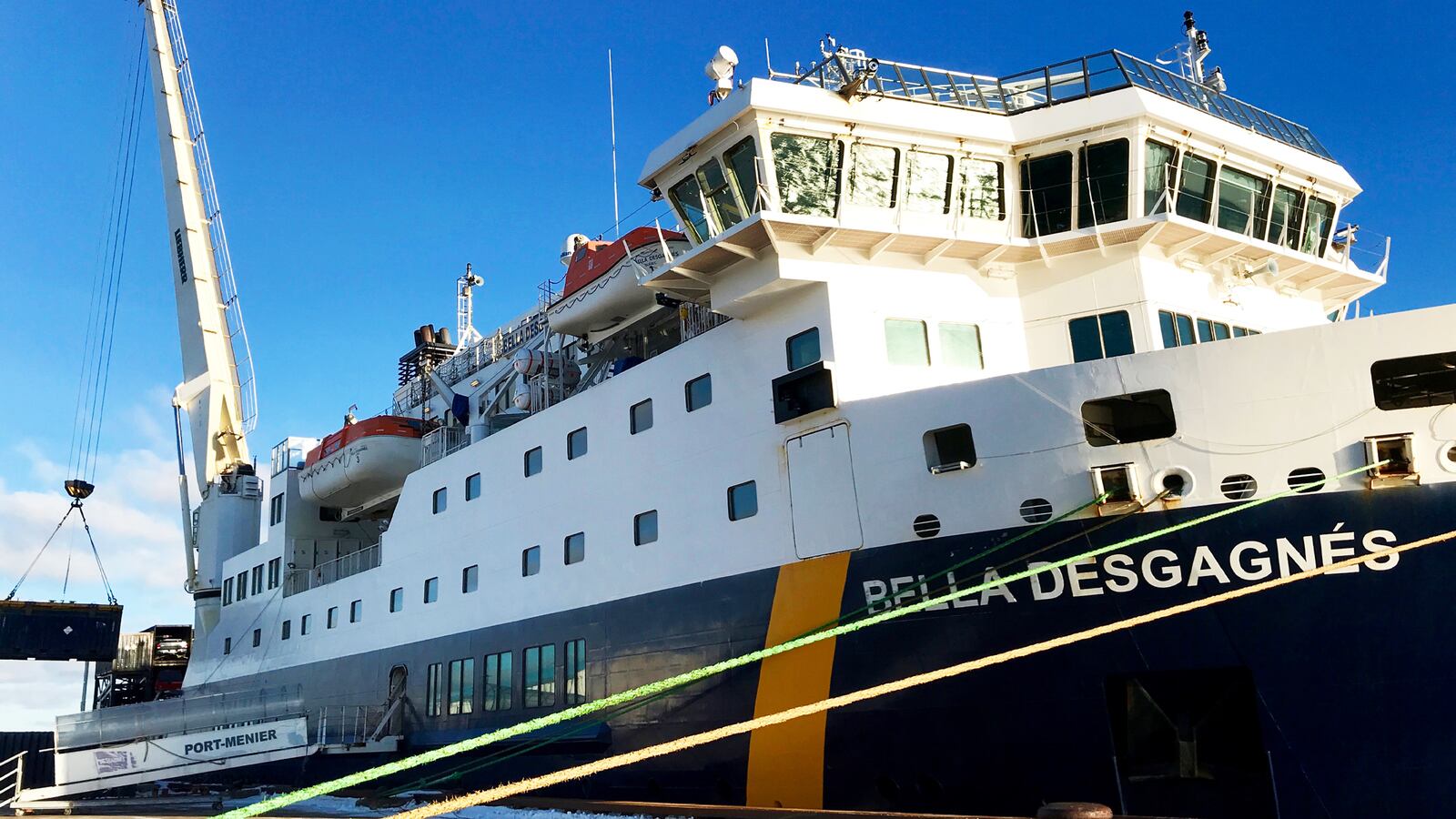 190215-Bain-Cargo-ship-cruises-tease_l6pty8