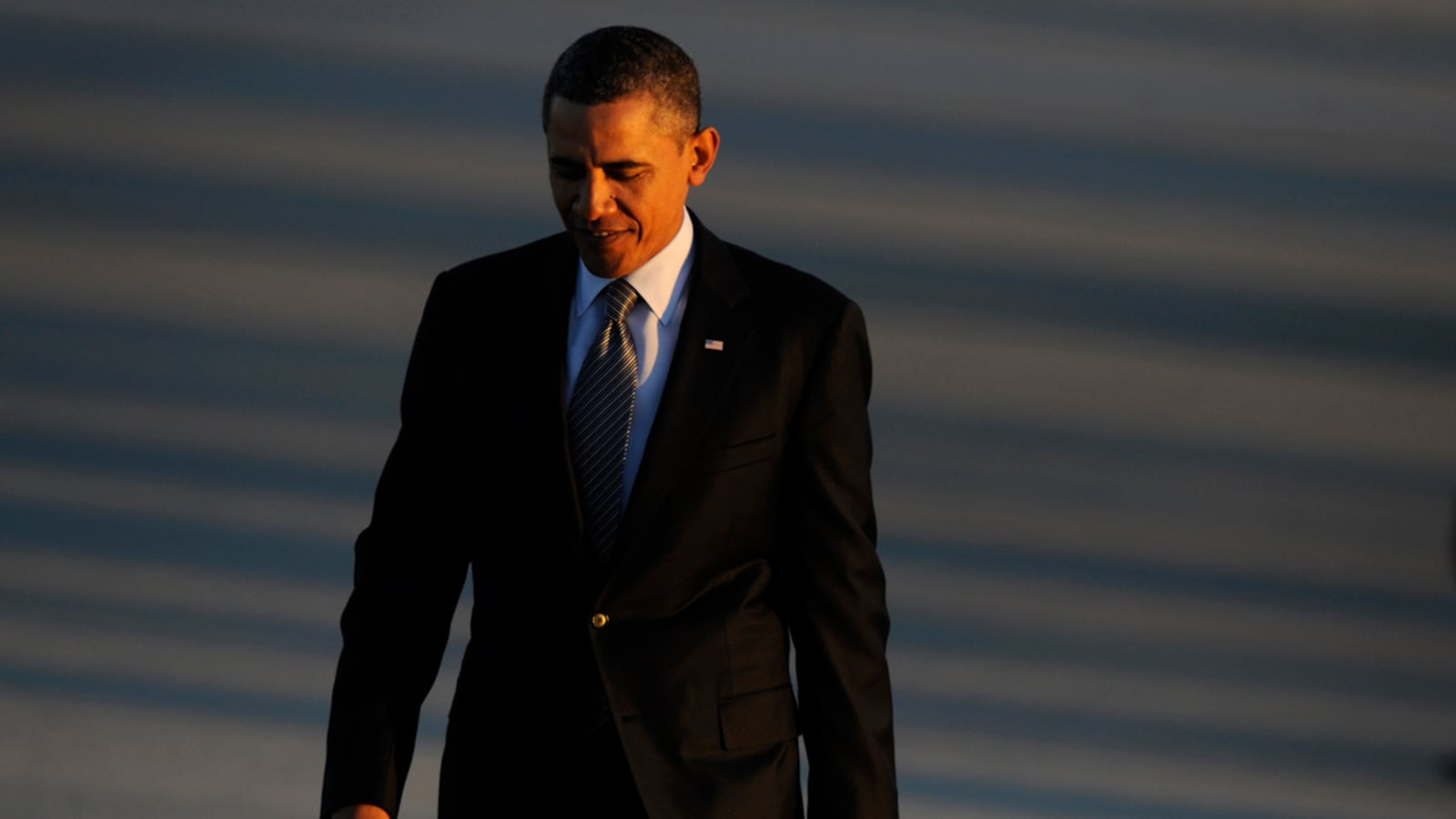 articles/2012/01/14/why-wall-street-is-grudglingly-supporting-obama/wall-street-cools-on-obama_n2tcfl