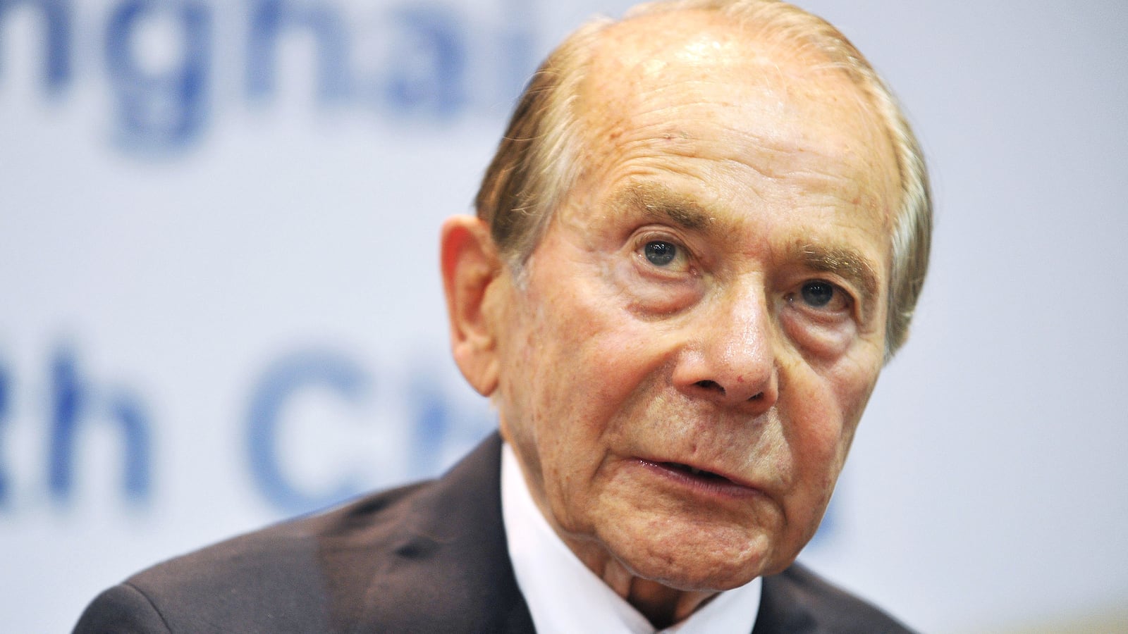 articles/2013/01/08/don-t-blame-aig-for-hank-greenberg-s-lawsuit/greenberg-aig-lawsuit-zeitlin-tease_huypbf