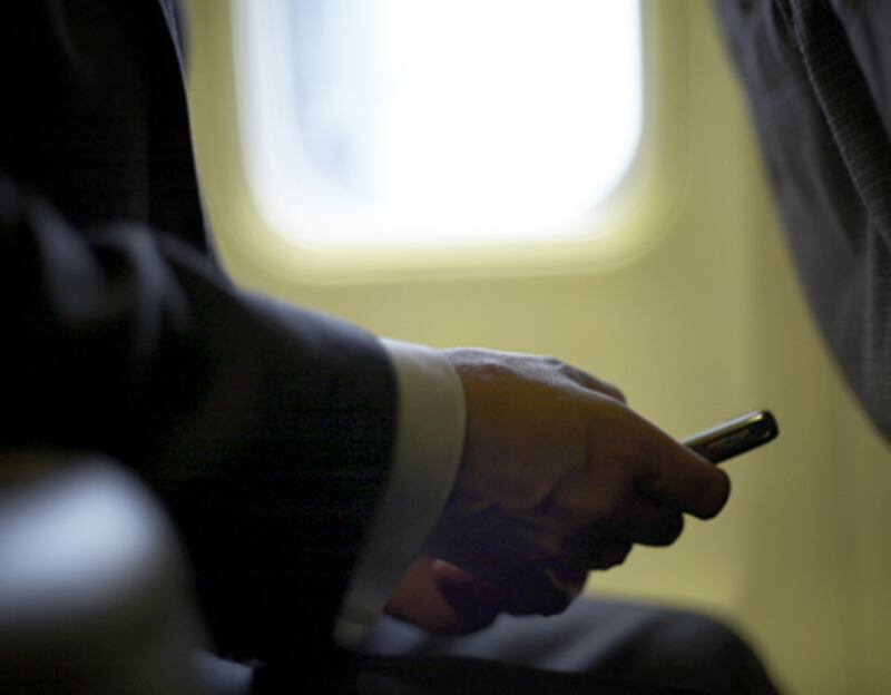 articles/2010/10/31/cargo-plane-bomb-plot-hits-business-travelers-cell-phones/irving-bomb-plot_137796_p8gvwg