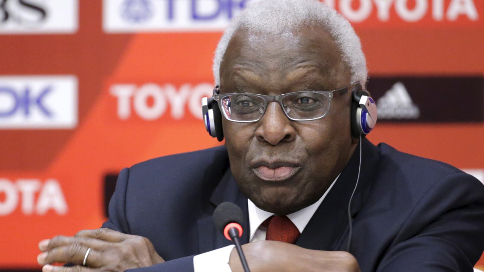 cheats/2015/11/04/track-field-boss-covered-up-doping/151104-diack-cheat_xs5c4s