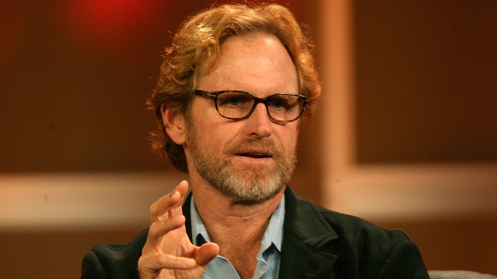 articles/2013/05/13/scene-stealer-jere-burns-on-justified-bates-motel-breaking-bad-and-more/130510-lynch-jere-burns-tease_yphcty