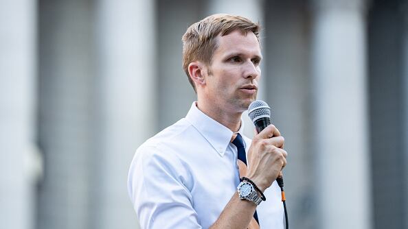 gettyimages-1242042219-594x594_prbdzq