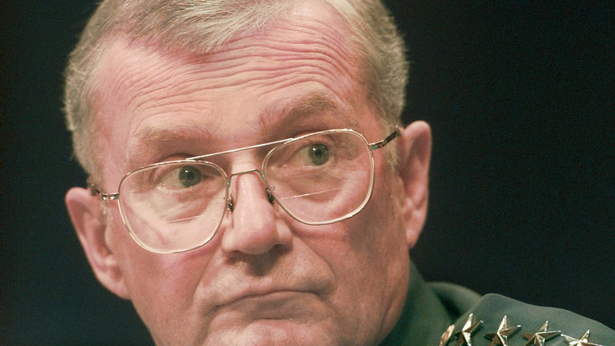 cheats/2011/07/24/former-joint-chiefs-chairman-dies/john-shalikashvili-cheat_emt2py